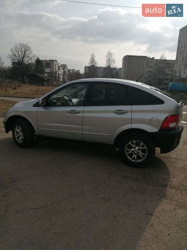 Позашляховик / Кросовер SsangYong Actyon 2007 в Луцьку