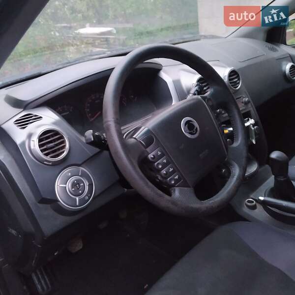 Внедорожник / Кроссовер SsangYong Actyon 2011 в Харькове