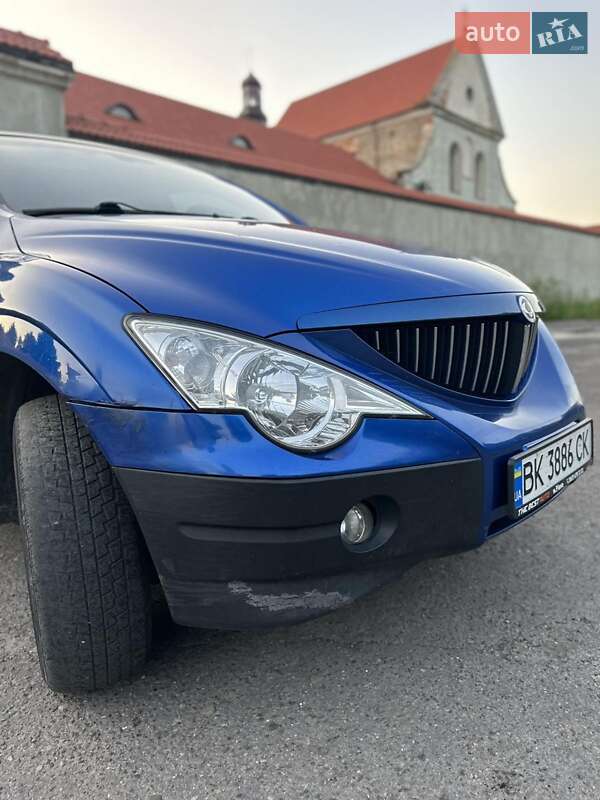 Позашляховик / Кросовер SsangYong Actyon 2010 в Рівному