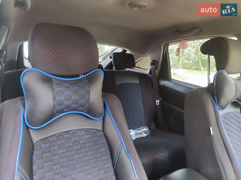 Позашляховик / Кросовер SsangYong Actyon 2010 в Одесі