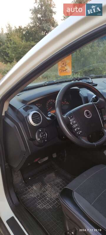 Внедорожник / Кроссовер SsangYong Actyon 2009 в Килии