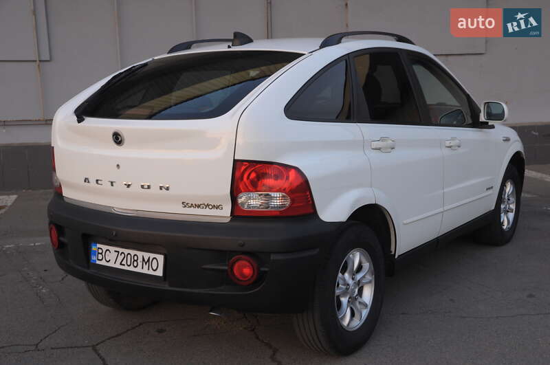 Внедорожник / Кроссовер SsangYong Actyon 2010 в Львове