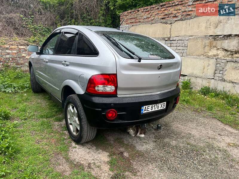 Внедорожник / Кроссовер SsangYong Actyon 2009 в Днепре
