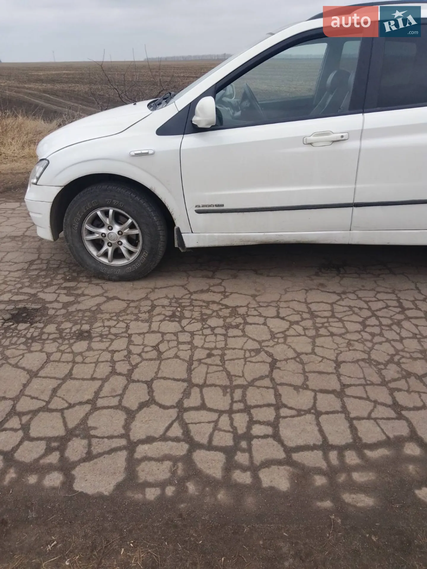 2011 SsangYong Actyon - мініатюра 11