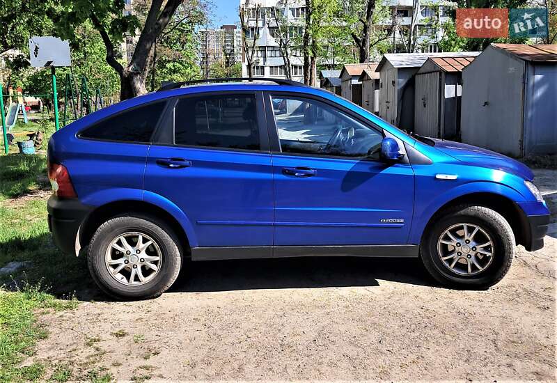 Внедорожник / Кроссовер SsangYong Actyon 2008 в Днепре