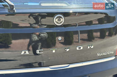 Позашляховик / Кросовер SsangYong Actyon 2008 в 