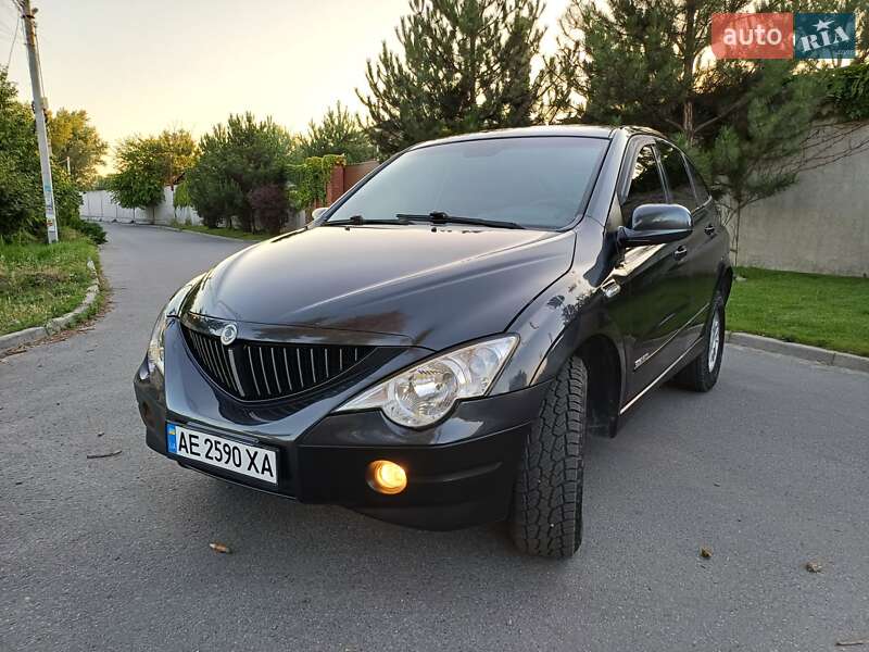 Внедорожник / Кроссовер SsangYong Actyon 2011 в Днепре