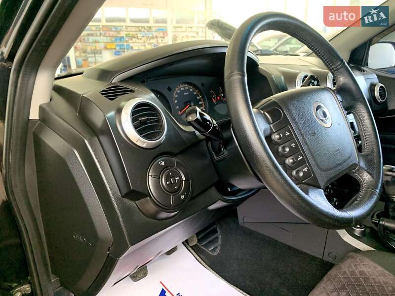 Внедорожник / Кроссовер SsangYong Actyon 2009 в Тернополе
