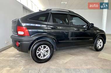 Позашляховик / Кросовер SsangYong Actyon 2009 в 