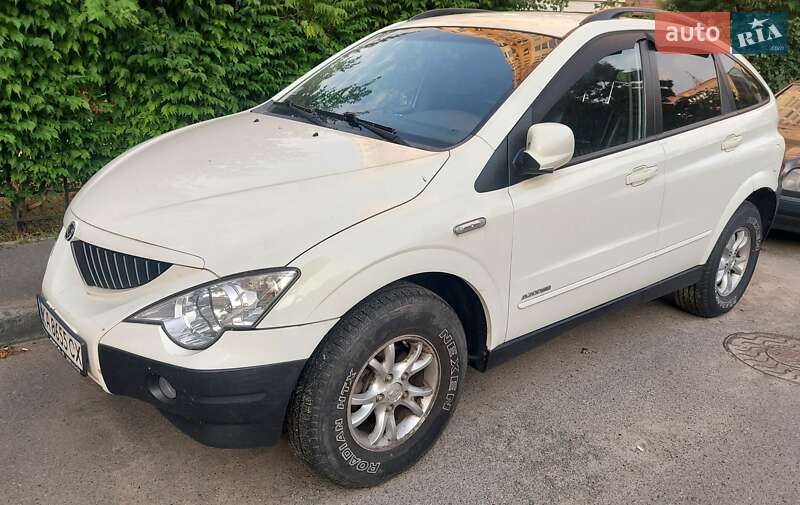 Позашляховик / Кросовер SsangYong Actyon 2008 в Києві