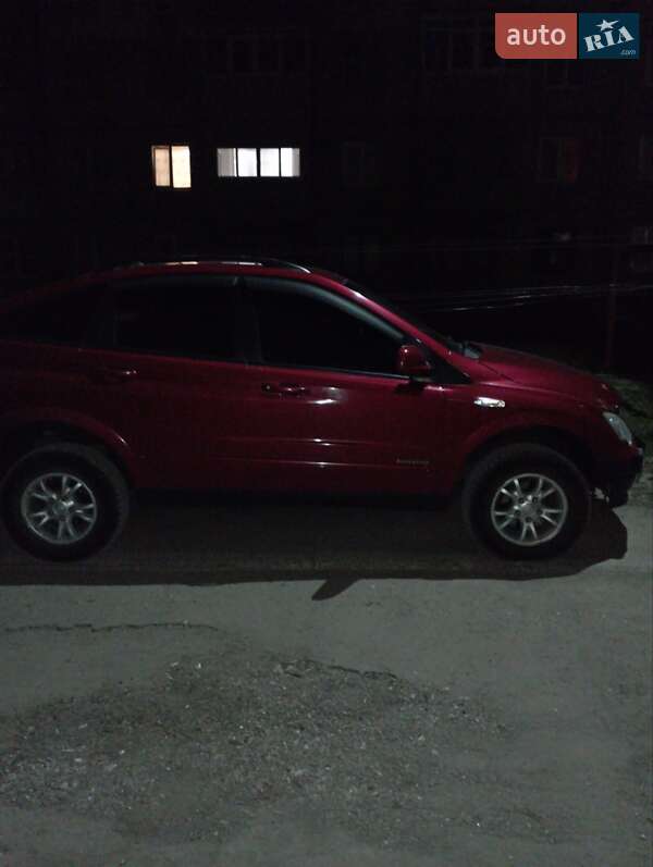 Внедорожник / Кроссовер SsangYong Actyon 2009 в Днепре