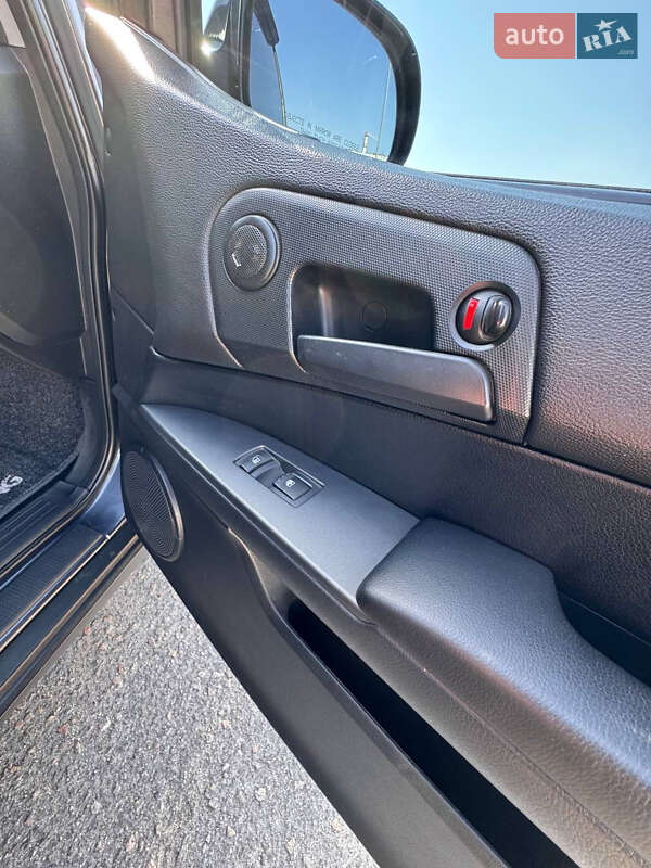 Внедорожник / Кроссовер SsangYong Actyon 2011 в Запорожье