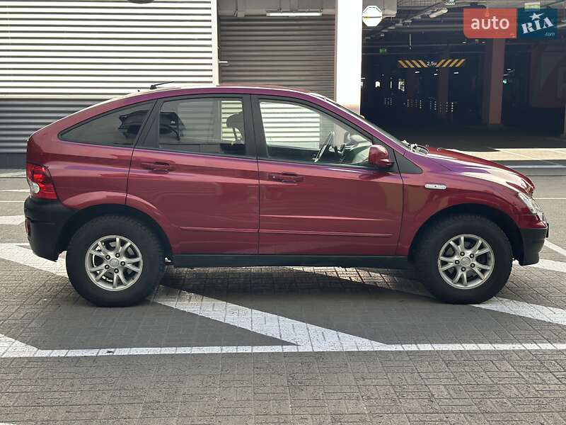 Внедорожник / Кроссовер SsangYong Actyon 2007 в Киеве