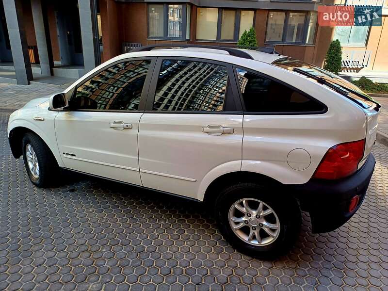 Позашляховик / Кросовер SsangYong Actyon 2008 в Одесі