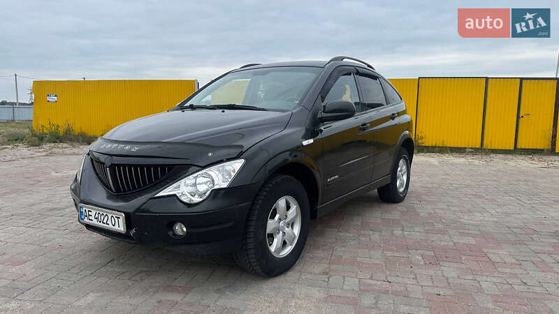 Позашляховик / Кросовер SsangYong Actyon 2008 в Києві