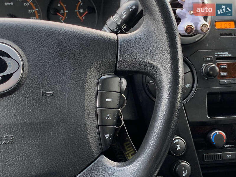 Позашляховик / Кросовер SsangYong Actyon 2008 в Бердичеві