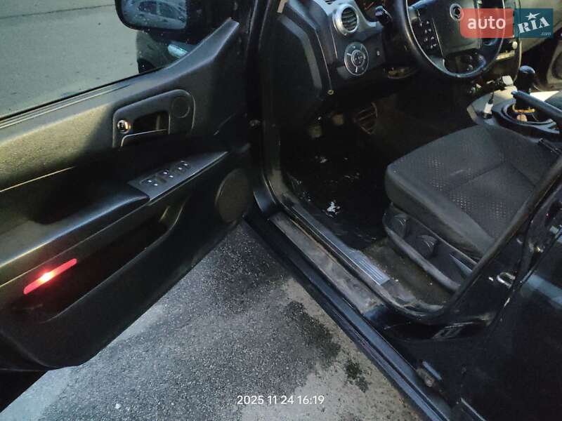 Позашляховик / Кросовер SsangYong Actyon 2011 в Ірпені