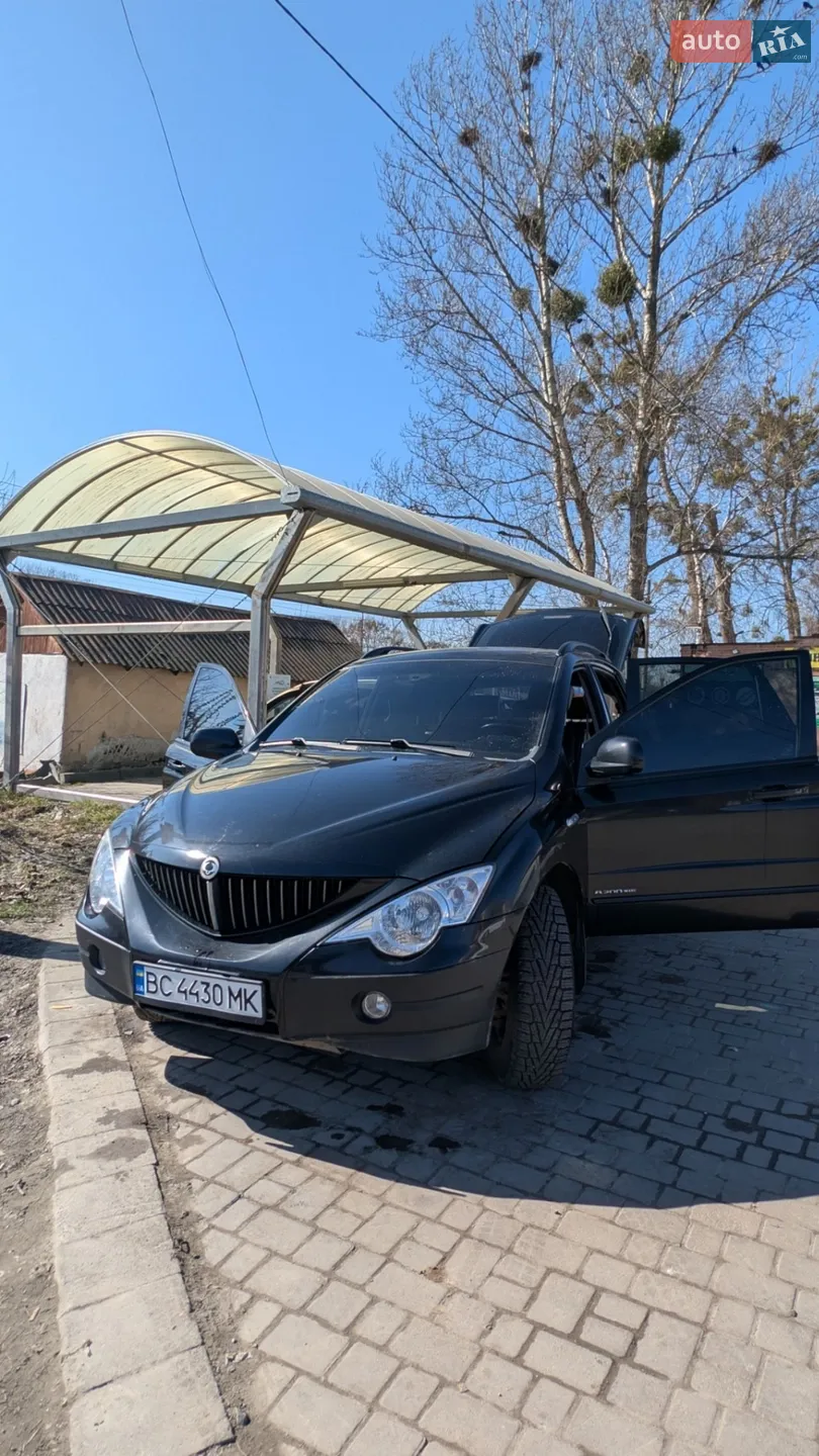2011 SsangYong Actyon - мініатюра 11