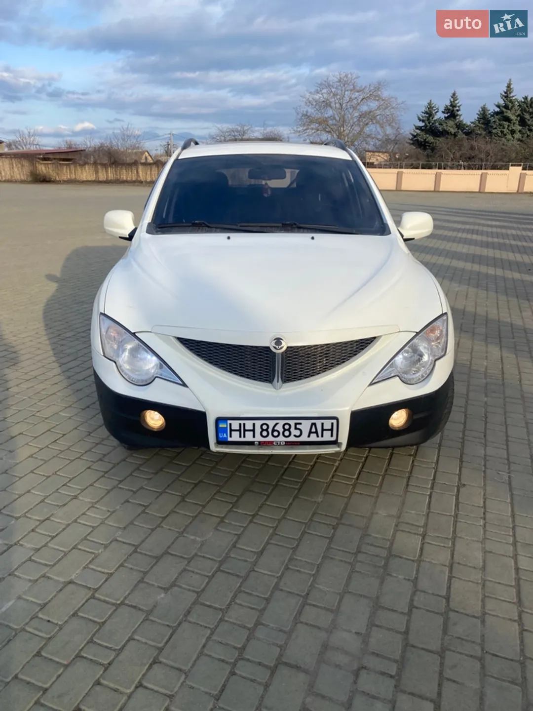 2011 SsangYong Actyon - мініатюра 2
