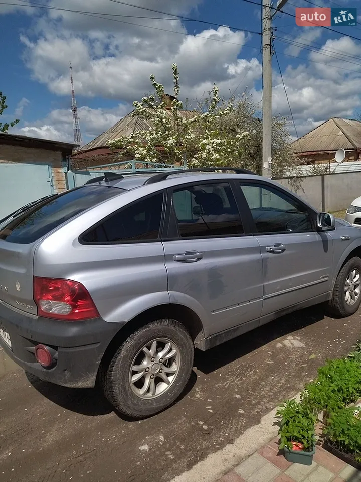 2010 SsangYong Actyon - мініатюра 17