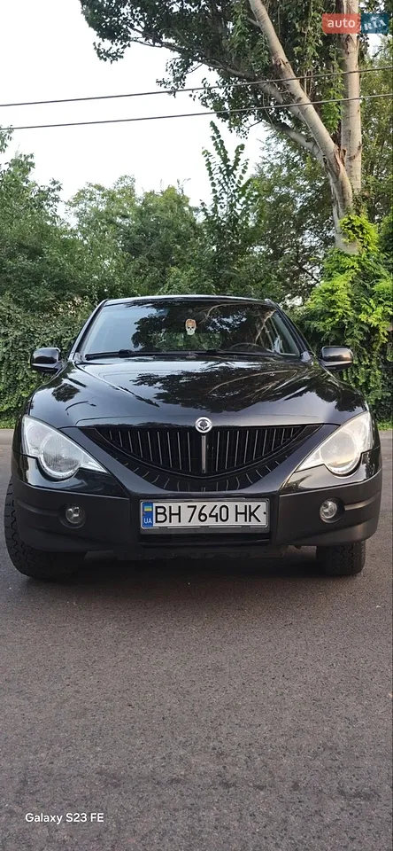 2010 SsangYong Actyon - мініатюра 10