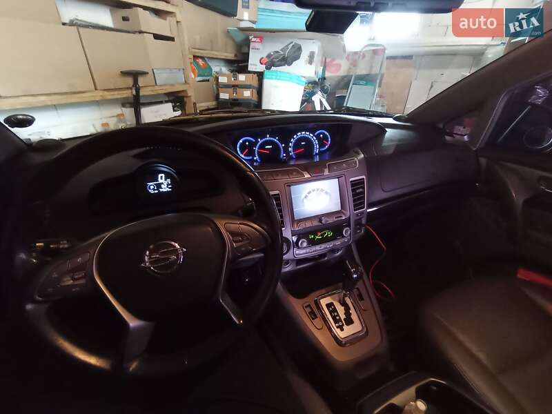 Минивэн SsangYong Korando Turismo 2015 в Киеве