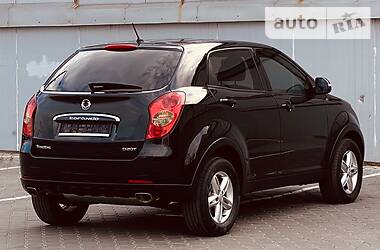 Позашляховик / Кросовер SsangYong Korando 2014 в 