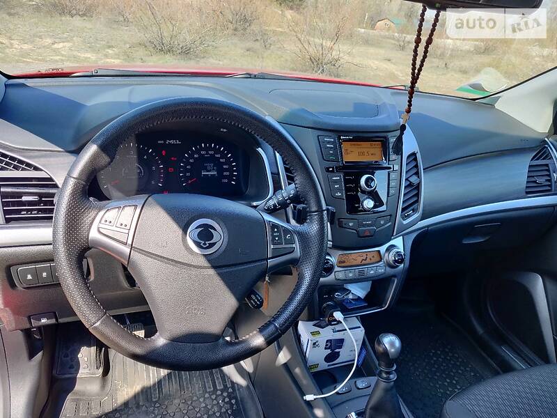 Позашляховик / Кросовер SsangYong Korando 2014 в Дніпрі