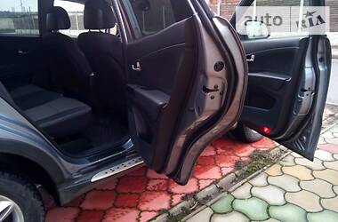 Позашляховик / Кросовер SsangYong Korando 2012 в 
