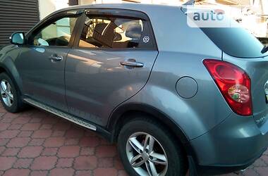 Позашляховик / Кросовер SsangYong Korando 2012 в 