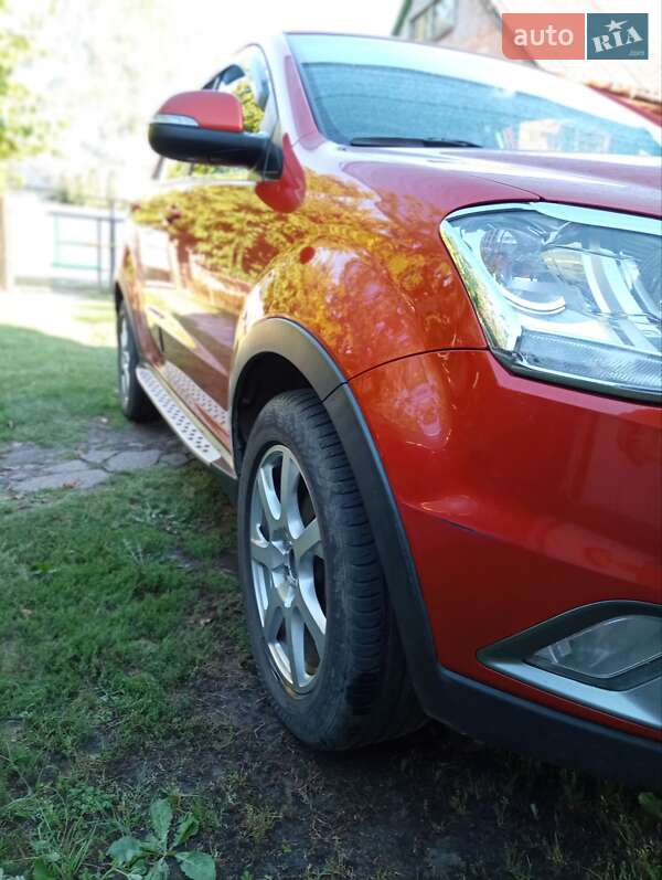 Седан SsangYong Korando 2011 в Кривом Роге