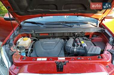 Седан SsangYong Korando 2011 в 