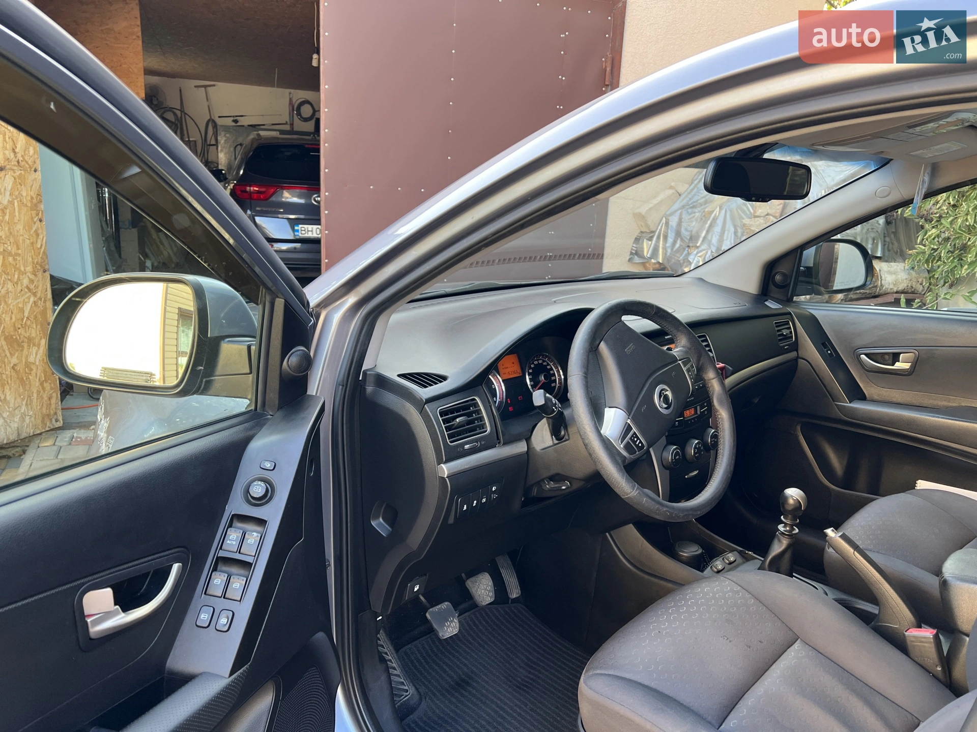 2011 SsangYong Korando - мініатюра 6