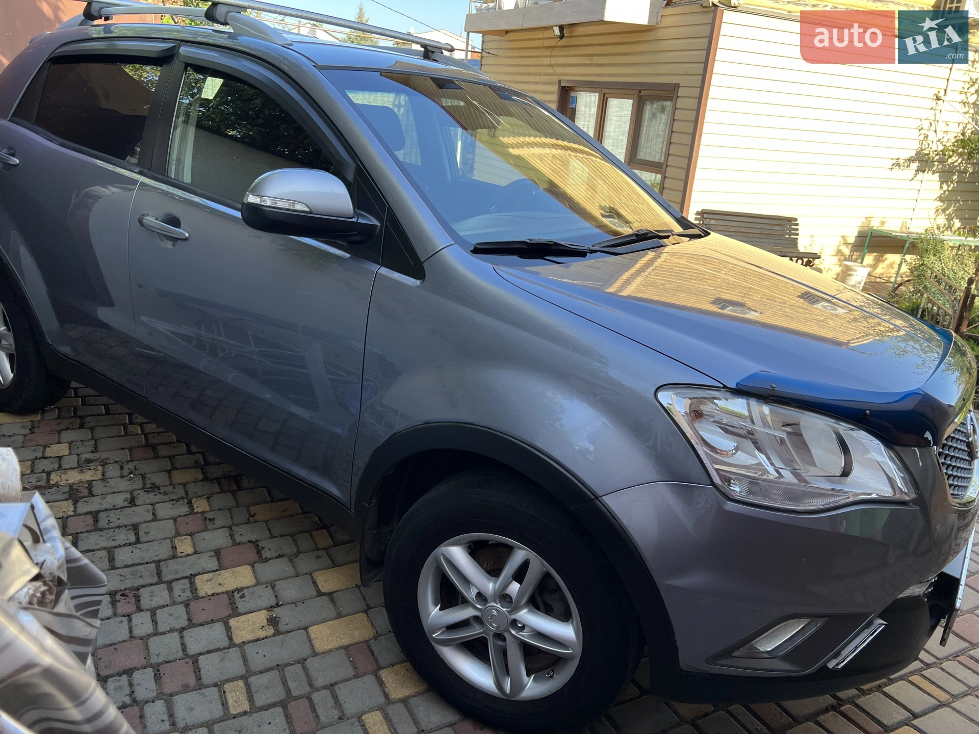 2011 SsangYong Korando - мініатюра 11