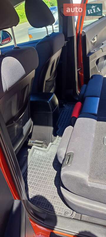 Внедорожник / Кроссовер SsangYong Korando 2012 в Ужгороде