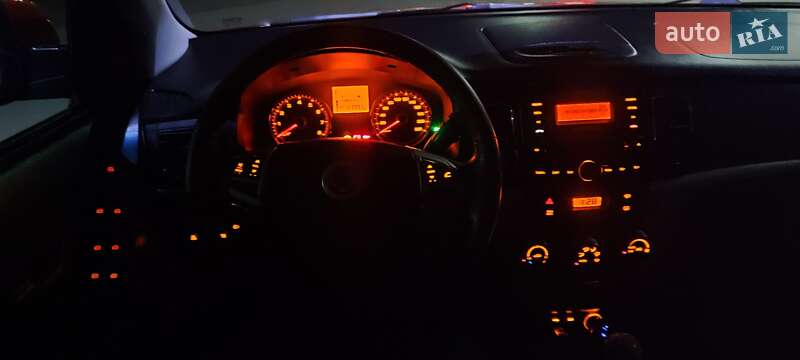 Внедорожник / Кроссовер SsangYong Korando 2012 в Ужгороде