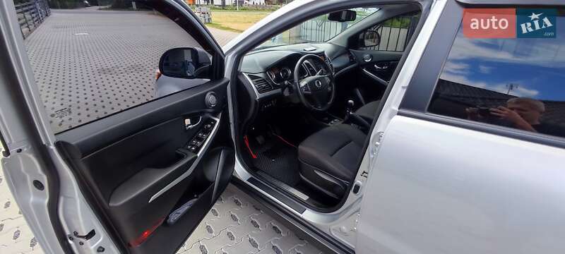 Внедорожник / Кроссовер SsangYong Korando 2014 в Звенигородке