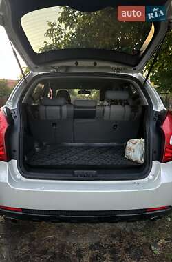 Позашляховик / Кросовер SsangYong Korando 2014 в 