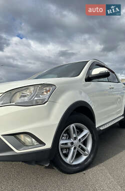 Внедорожник / Кроссовер SsangYong Korando 2011 в 