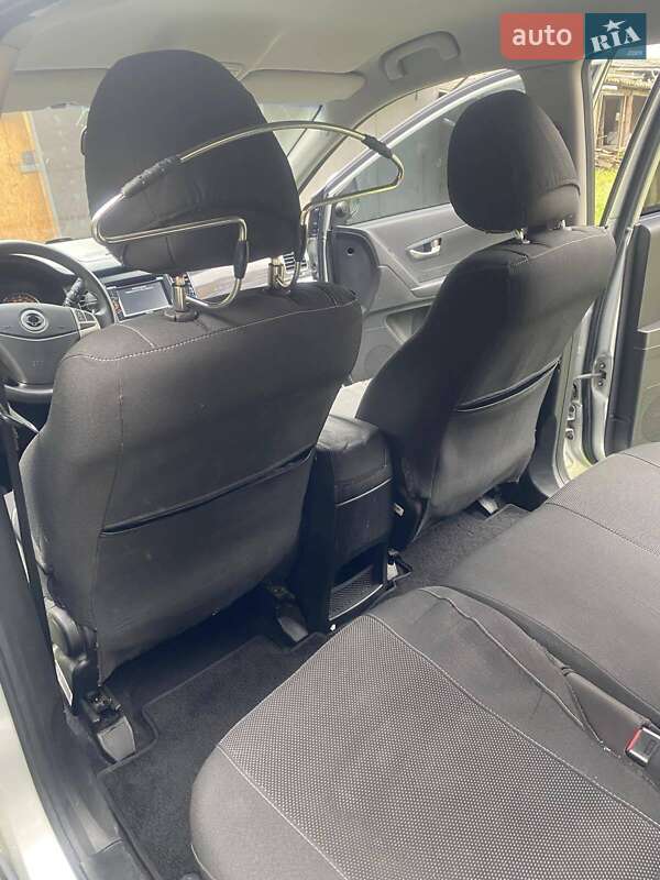 Внедорожник / Кроссовер SsangYong Korando 2013 в Звягеле фото 12 Внедорожник / Кроссовер SsangYong Korando 2013 в Звягеле