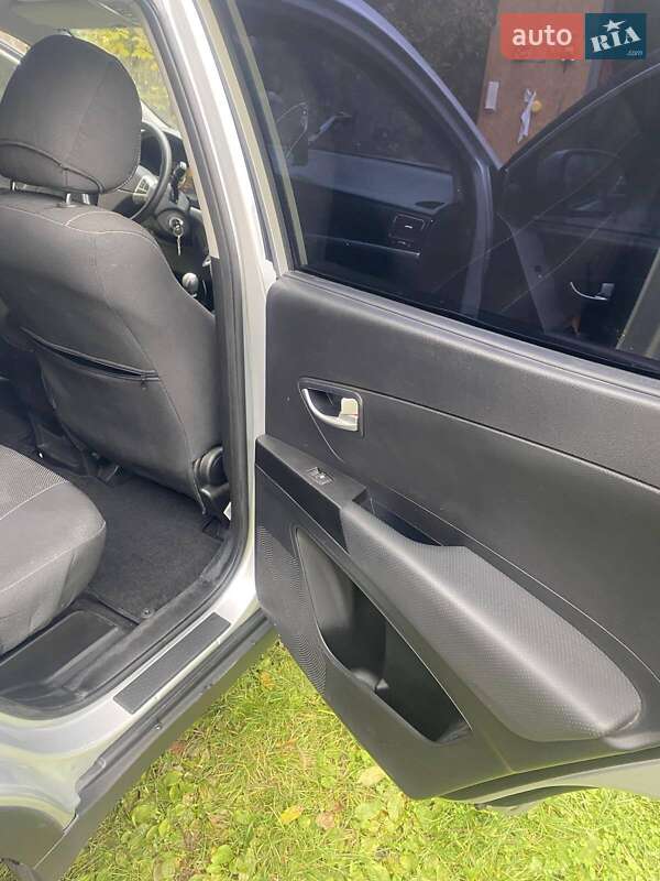 Внедорожник / Кроссовер SsangYong Korando 2013 в Звягеле фото 16 Внедорожник / Кроссовер SsangYong Korando 2013 в Звягеле