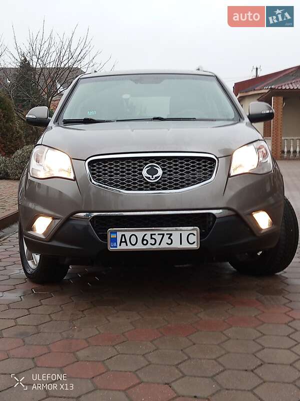 Позашляховик / Кросовер SsangYong Korando 2011 в Ужгороді