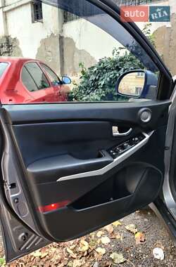 Внедорожник / Кроссовер SsangYong Korando 2014 в 
