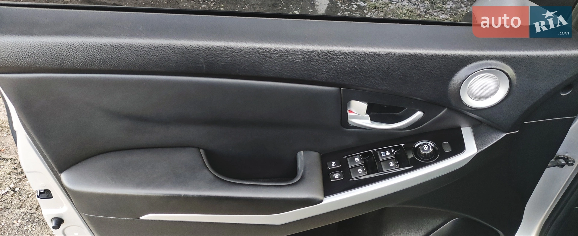 2014 SsangYong Korando - мініатюра 14