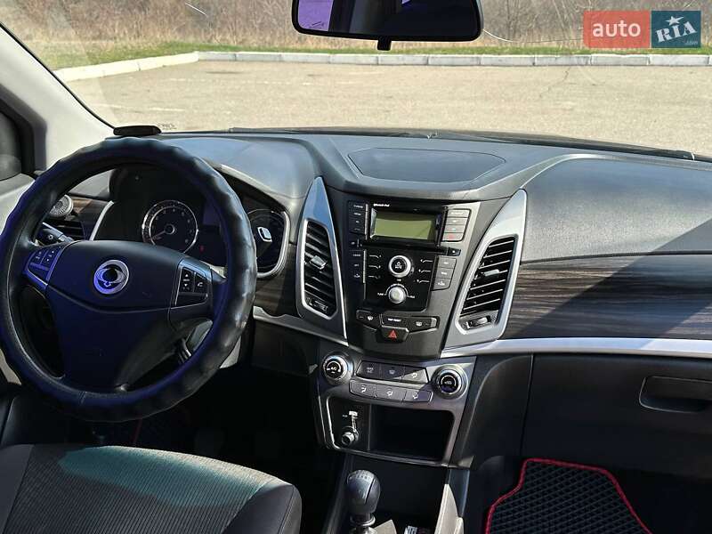 Внедорожник / Кроссовер SsangYong Korando 2014 в Харькове