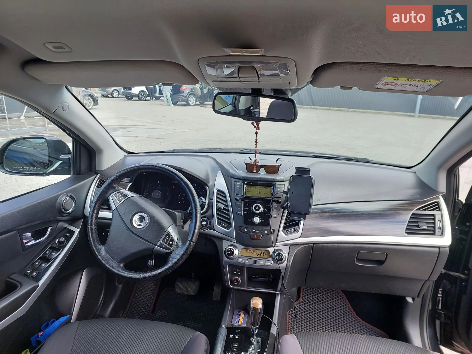 2014 SsangYong Korando - мініатюра 15