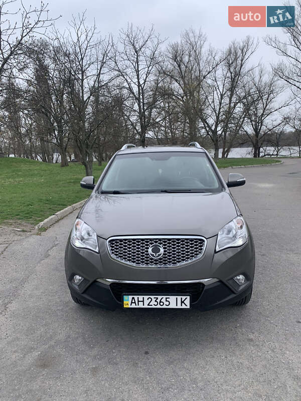 Внедорожник / Кроссовер SsangYong Korando 2013 в 