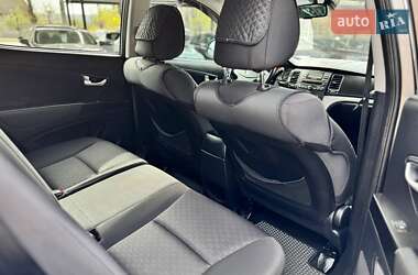 Внедорожник / Кроссовер SsangYong Korando 2012 в 