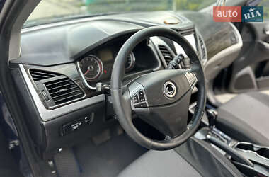 Позашляховик / Кросовер SsangYong Korando 2014 в 