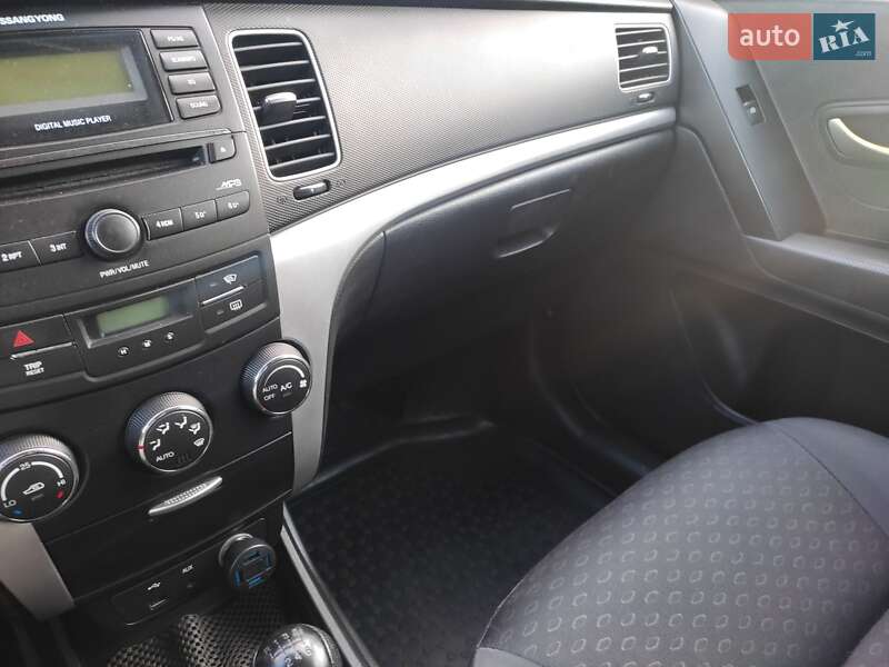 Позашляховик / Кросовер SsangYong Korando 2011 в Львові